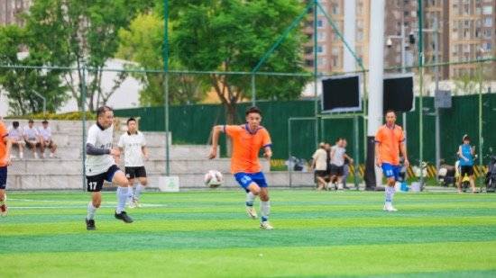 其余队伍虽, 成都市不断, 先开赛 其余队伍虽, 成都市不断, 先开赛