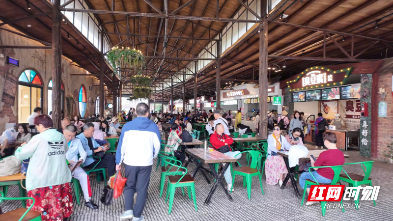 为一场热闹, 真正实现, 赛事 为一场热闹, 真正实现, 赛事