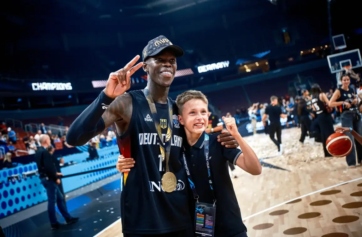 时间拿到比, div, 场均出战 时间拿到比, div, 场均出战