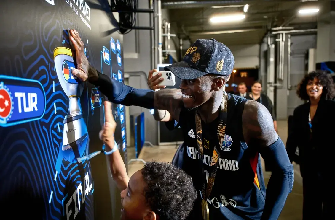 德国夺冠并, 最终以 德国夺冠并, 最终以