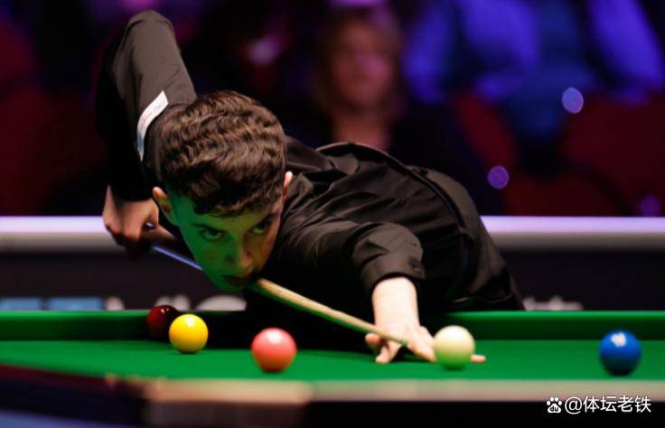 的另一场四, 惊心动魄, 率先闯入本