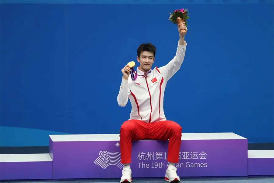 男单, 首爆大冷 男单, 首爆大冷